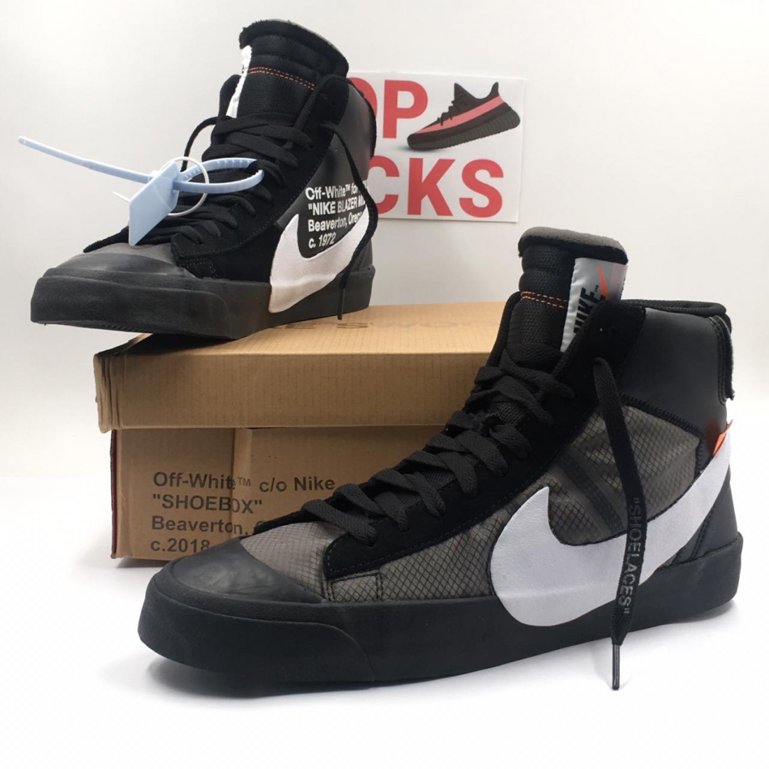blazer off white black low